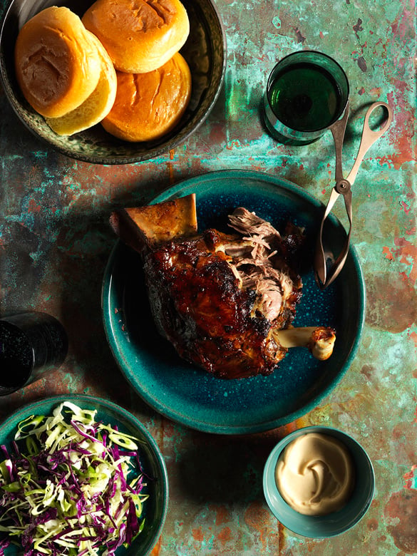 Roast lamb with lemon and honey