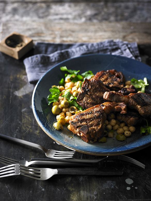 Paprika lamb loin chops with chickpea salad