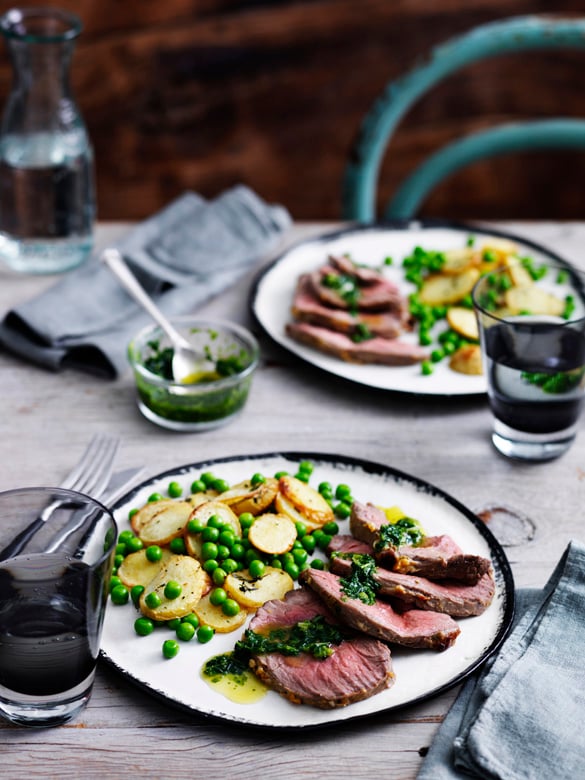 Lamb mini roast with potatoes, peas and mint