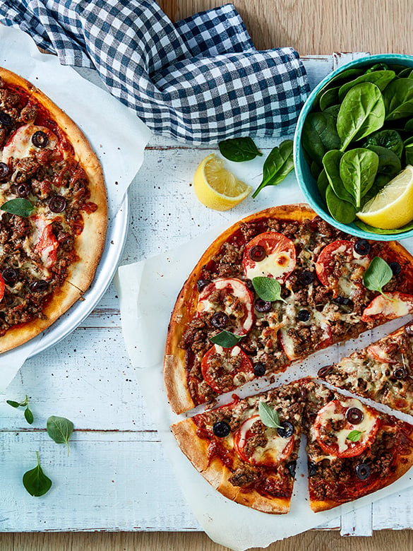 Lamb, Tomato and Olive Pizza